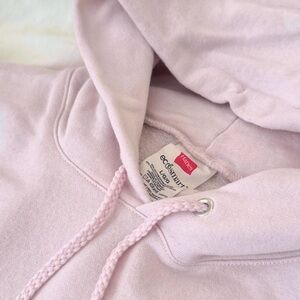 HANES® UNISEX BLANK HOODIE.